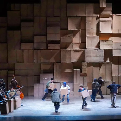 Μια ερεθιστική, very british αναβίωση της «Όπερας του ζητιάνου»!