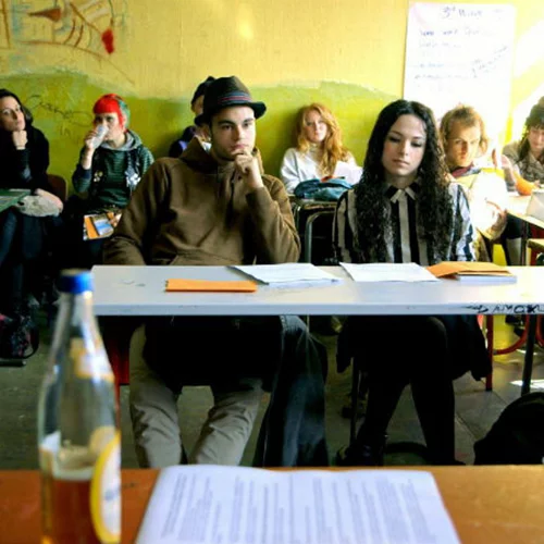 Ένα σχολείο πολύ πανκ έρχεται στο KinderDocs