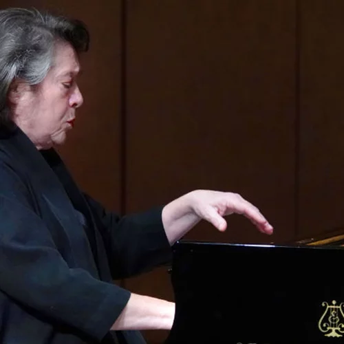 Κατάδυση στη συναισθηματική αλήθεια του Σούμπερτ από την Ελίζαμπετ Λεόνσκαγια