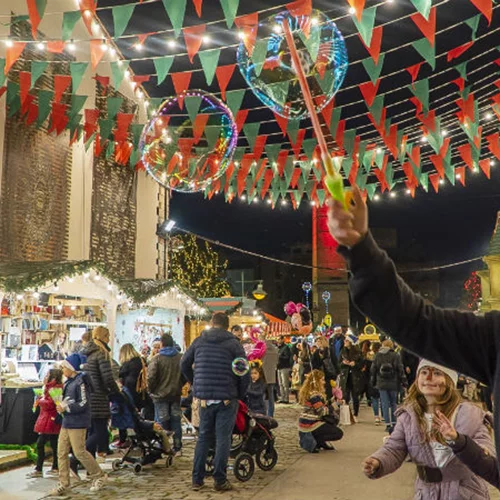 Τα πιο εντυπωσιακά χριστουγεννιάτικα πάρκα της πόλης