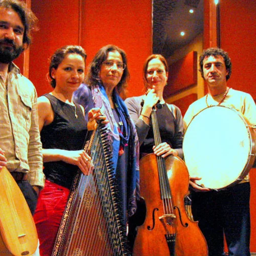 Με τη Μαρία Φαραντούρη «Πέρα από τα σύνορα»