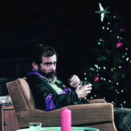 Έξι παραστάσεις παραδίδουν μαθήματα ζωής στη σκηνή