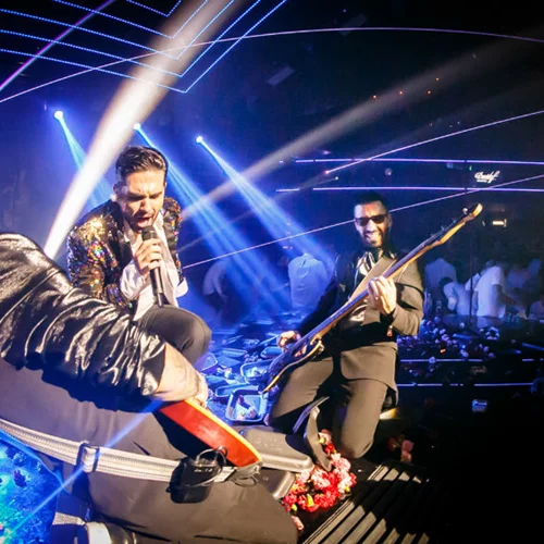 Τα party stages για ένα εκστατικό ρεβεγιόν Πρωτοχρονιάς