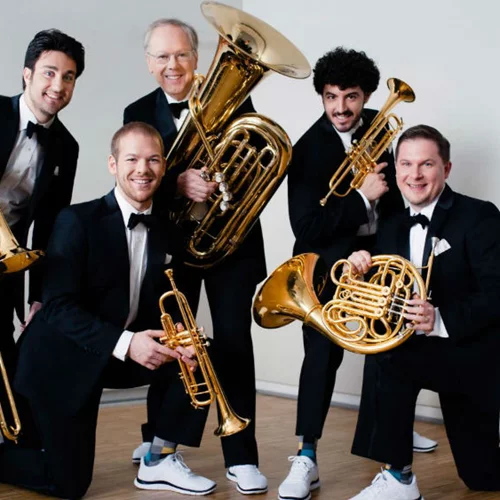 Οι Canadian Brass έρχονται με τα Χάλκινα για να πάρουν το χρυσό