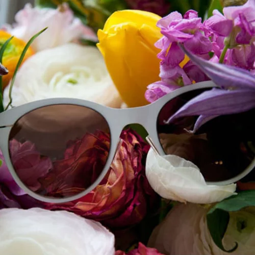 H Safilo συναντά τη Levi Straus 