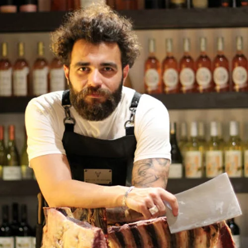 «Hunters»: o Alsi κυνηγός