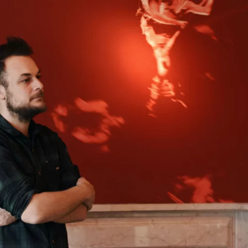 Για το Θωμά Τσαλαπάτη η μνήμη είναι κάτι ρευστό