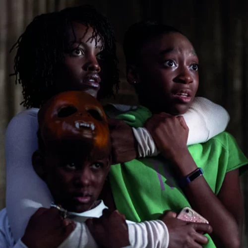 Απόψε (7/9) στην TV: ταυτότητα και επιβίωση