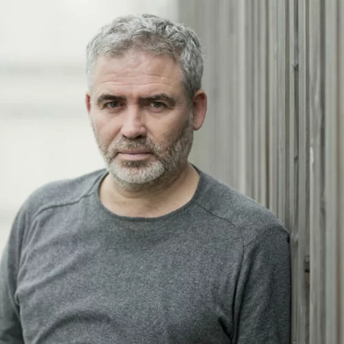 Ο Στεφάν Μπριζέ σε κατάσταση πολέμου