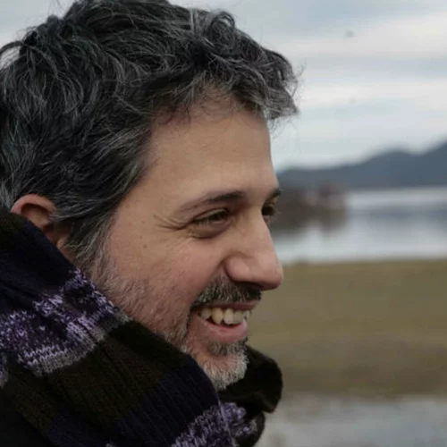 Άγγελος Φραντζής: «Οι αλλαγές ύφους από ταινία σε ταινία με κρατάνε ζωντανό»