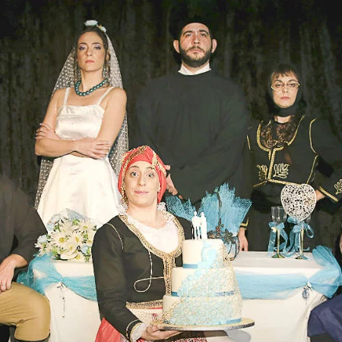 Εξιχνιάσαμε το θεατρικό δείπνο μυστηρίου «Νυφικό πεντοζάλι»