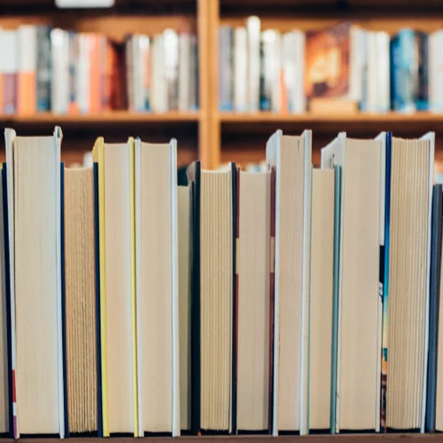 Οι νέες εκδόσεις που περιμένουμε την άνοιξη (και το καλοκαίρι)