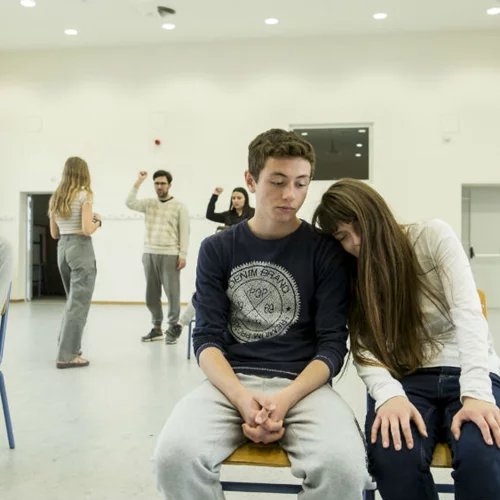 Οι έφηβοι κάνουν τη σκηνή δική τους!