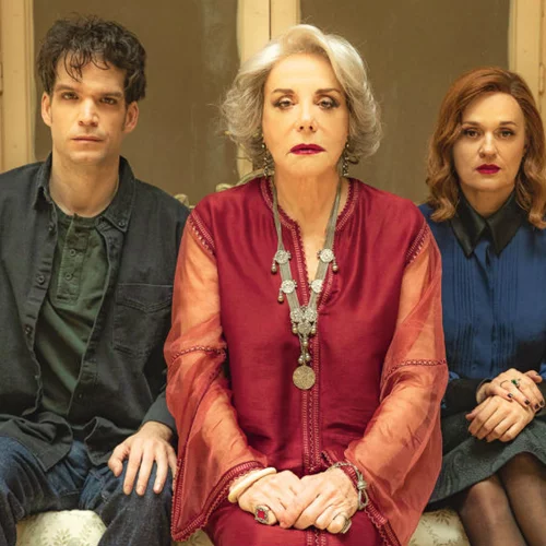 Κυκλοφόρησε το trailer για τα «Μελίσσια» του Αλέξη Σταμάτη στο Εθνικό Θέατρο