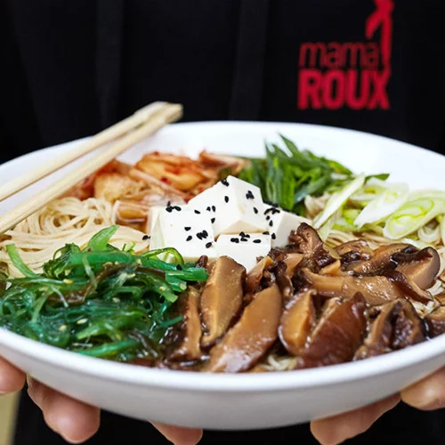 Τι νέα μαγειρεύουν στο «Mama Roux»;