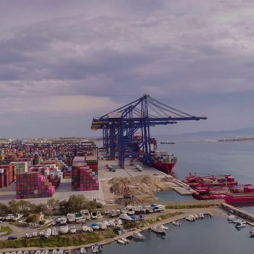 Το «Μοιραζόμαστε το Πέραμα» φωτίζει τη ξεχασμένη ζώνη του Περάματος