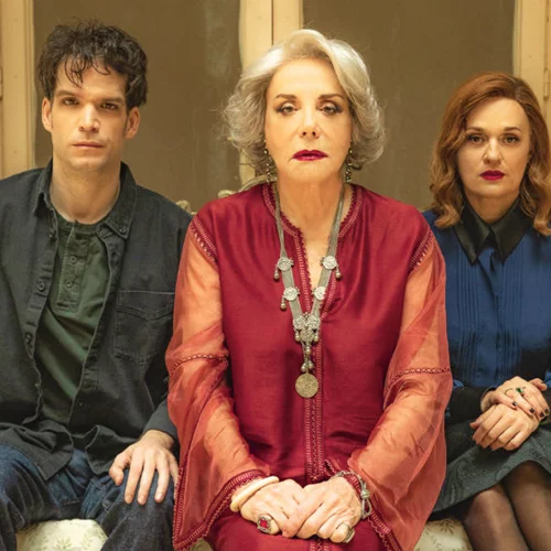 Τα «Μελίσσια» είναι μια άκρως οικογενειακή ιστορία