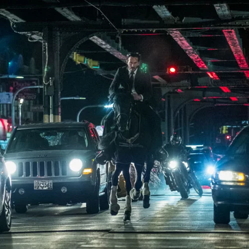 Ο Κιάνου Ριβς πυροβολεί κατά πάντων στο «John Wick: Κεφάλαιο 3»