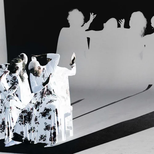 Παγκόσμια πρεμιέρα της Μήδειας του Τράγιαλ Χάρελ στη Στέγη