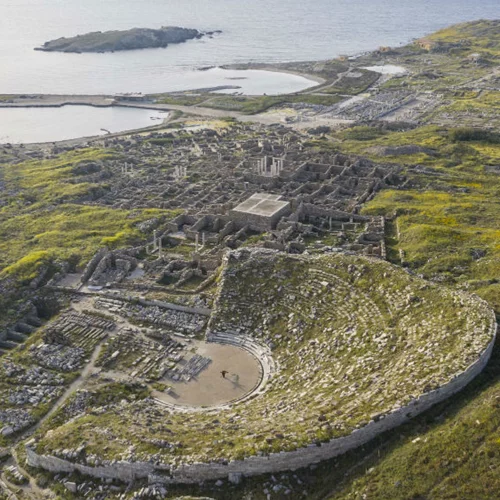 «Sight»: Επισκεφθήκαμε τον αρχαίο τόπο της Δήλου, εκεί που πλέον κατοικεί το πλήρωμα του Άντονι Γκόρμλεϊ