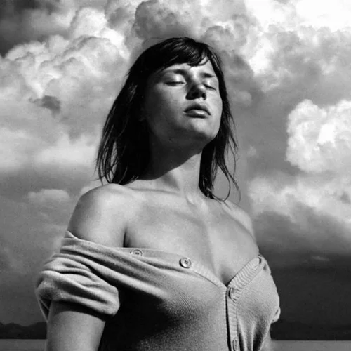 Καλοκαίρι με τη Μόνικα