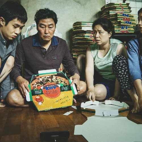 Ο Χρυσός Φοίνικας στον Νοτιοκορεάτη Τζουν – Χο Μπονγκ και το «Parasite»