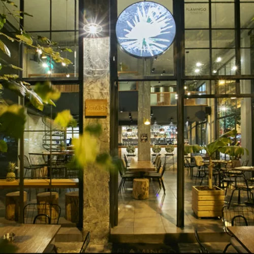 Το «Flamingo» υποδέχεται το καλοκαίρι με after brunch cocktail party