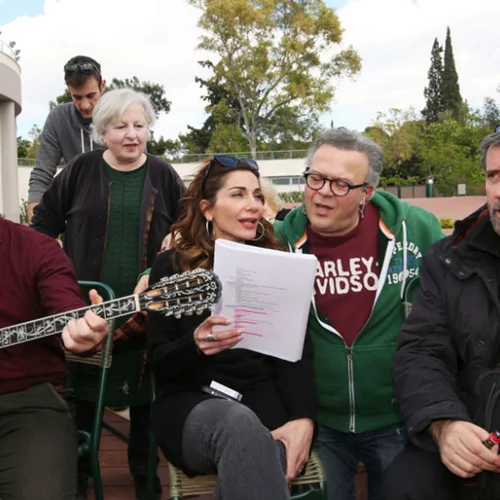 Πρώτες φωτογραφίες και βίντεο από το μιούζικαλ των Ρέππα-Παπαθανασίου στο Άλσος