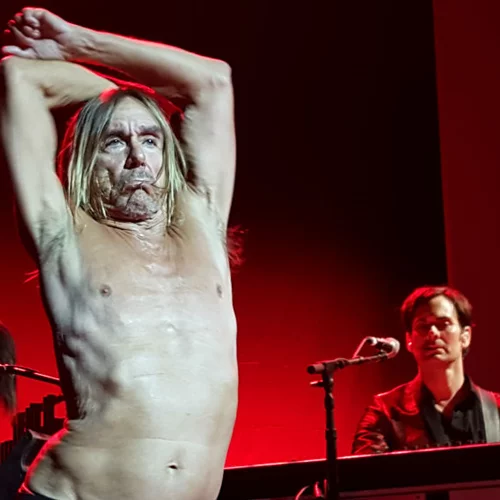 O Iggy Pop είναι μια ζωντανή ροκ ιστορία