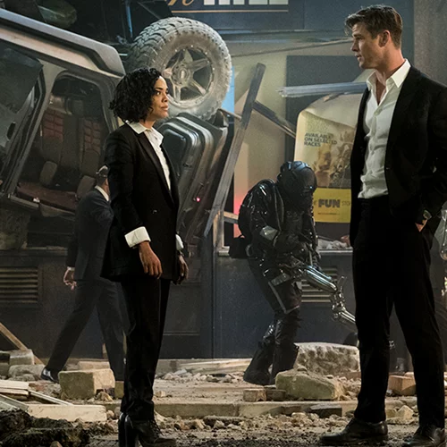 Οι Άνδρες με τα Μαύρα: Παγκόσμια Απειλή