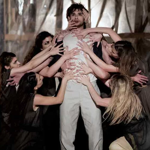 Το δράμα των Ατρειδών γίνεται τετράωρη παράσταση στην «Ορέστεια»