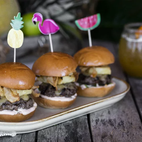 Τα «Friday’s» σε εξωτικούς ρυθμούς