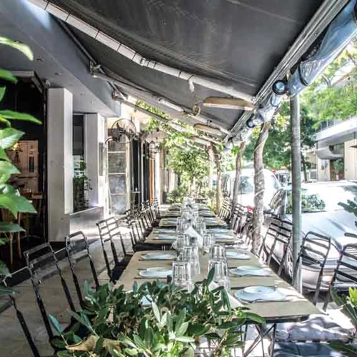 Το Μαύρο Πρόβατο του Press Cafe 