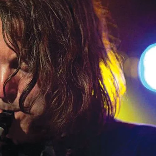 Ο David Lynch γράφει μουσική και παίζει στο «Δάφνις + Χλόη»