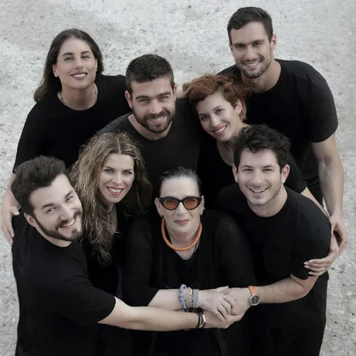 Η Λίνα Νικολακοπούλου και το τατουάζ στις καρδιές μας