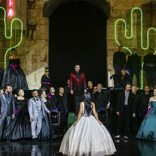 Η «Τραβιάτα» του Κωνσταντίνου Ρήγου θα είναι ένα «αέναο πάρτι καταναγκαστικής ηδονής»