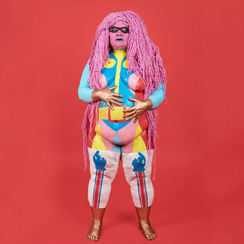 Έτοιμοι για μια ηδονική περιήγηση στη σκοτεινή πλευρά της «πρωτεύουσας της απόλαυσης»; 