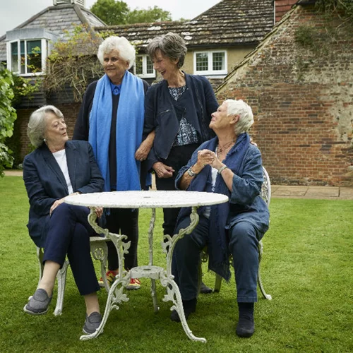 Τσάι με τις Κυρίες