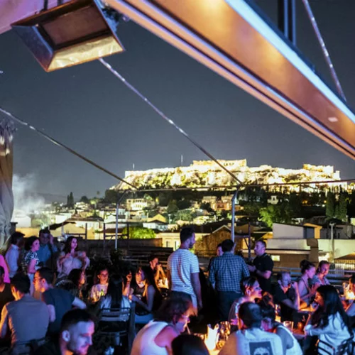 Πέντε ξεχωριστές ταράτσες για cocktails με θέα