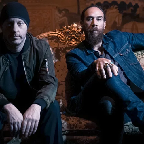 Ερωτικοί και σκοτεινοί, οι She Wants Revenge θα καταθέσουν την ψυχή τους στο Gagarin 205