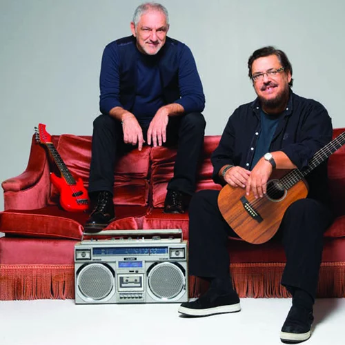 Λαυρέντης Μαχαιρίτσας vs Νίκος Πορτοκάλογλου: Μαζί στη σκηνή, μαζί για το παιδί