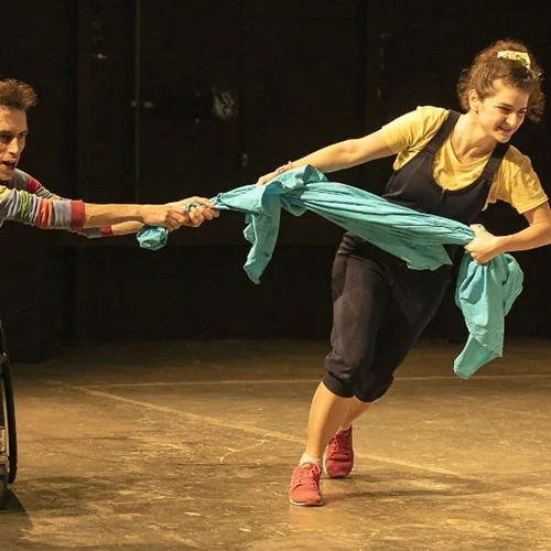 Η Συντεχνία του γέλιου ξαναχτυπά! 