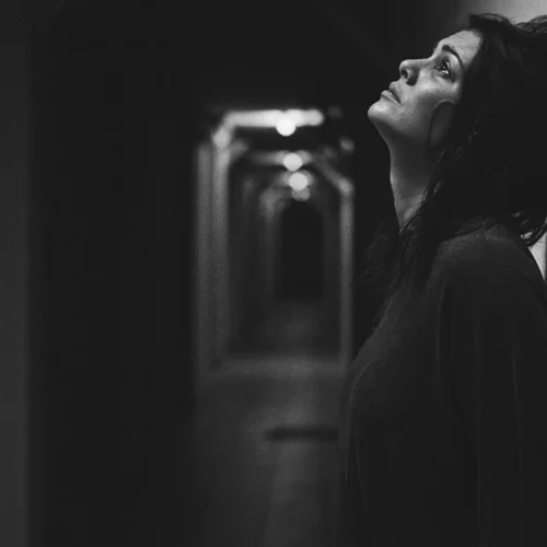 Η Μαρία Κορινθίου αναμετράται με έναν συγκλονιστικό μονόλογο