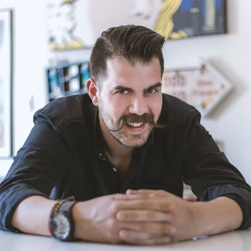 Πού συναντιούνται ο Λευτέρης Ελευθερίου, οι String Demons και ο Ηλίας Καρελλάς;