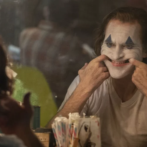 O «Joker» είναι η τρομακτική αντανάκλαση της εποχής μας