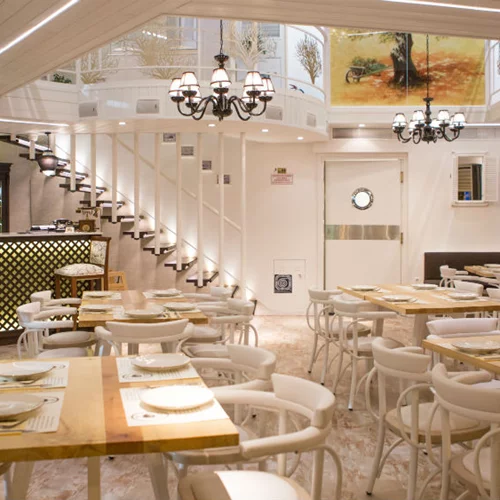 Το «Καπλάνι» της κρητικής βιτρίνας σερβίρει παράδοση στο Κάραβελ