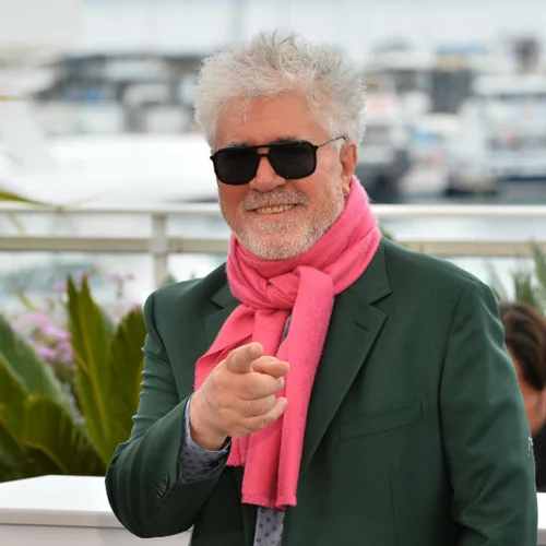 Πέδρο Αλμοδόβαρ: Ο πολύχρωμος κινηματογραφικός κόσμος του Ισπανού αυτοκράτορα της 7ης τέχνης