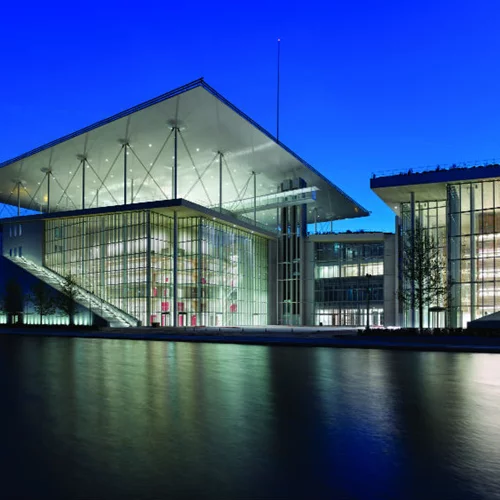 Γευστική βόλτα πέριξ του «Νιάρχος»