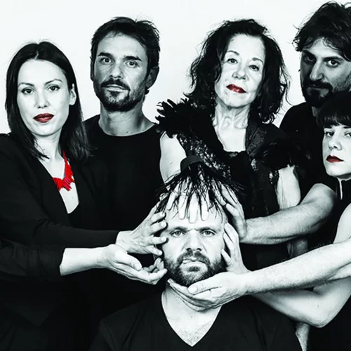 Ο Μάκης Παπαδημητρίου στο ρόλο της παιδοκτόνου «Μήδειας»