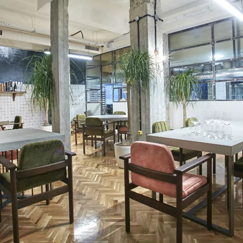 «Φ Β Κ»: Στα υπόγεια είναι η θέα